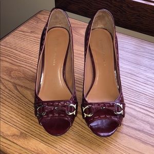 Etienne Aigner Burgandy shoes size 6 1/2